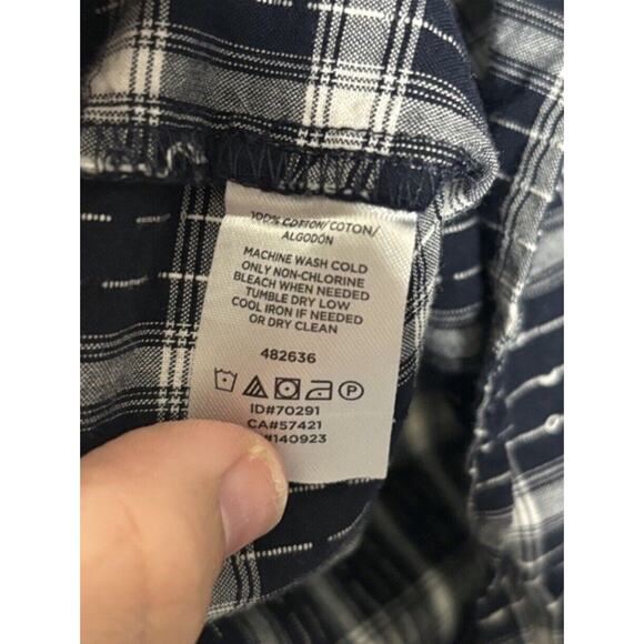 Loft Blouse Navy Plaid Long Sleeves Size Medium Flowing Blue White Cotton Winter - Picture 8 of 9